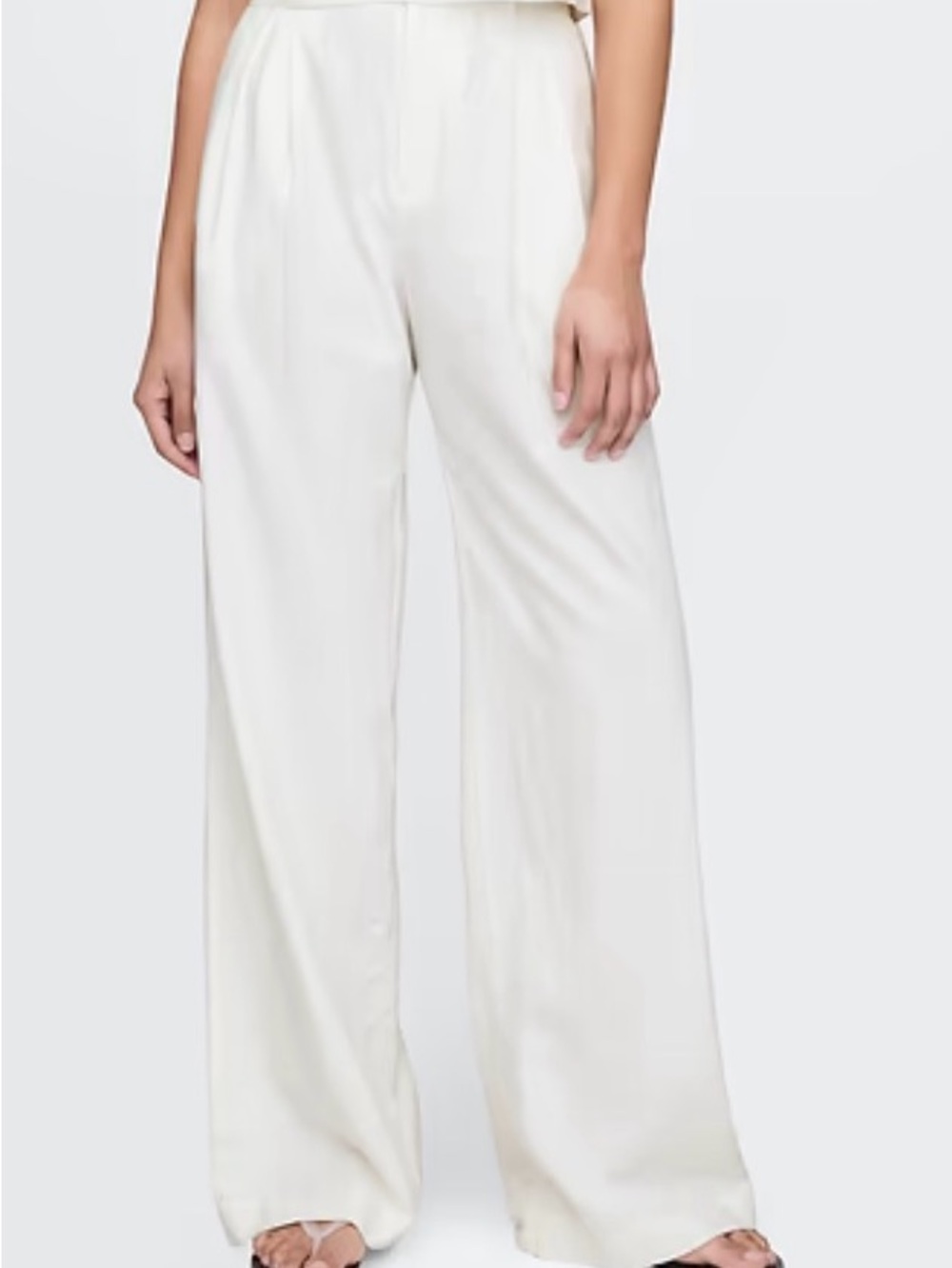GAP Wide Leg Linen Pants in off-white